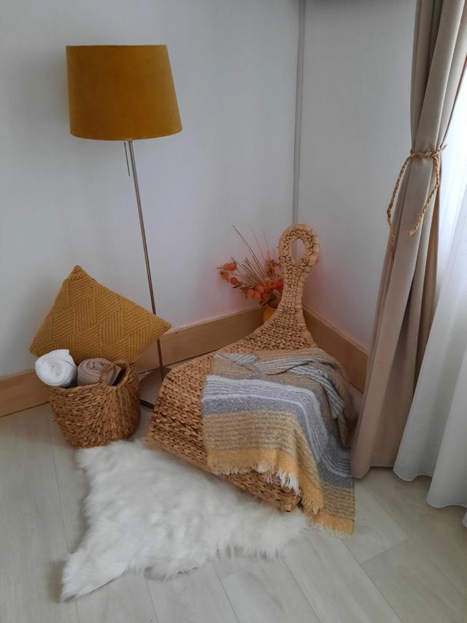 Cocooning In A Lovely Mountain Suite - Two Azuga Εξωτερικό φωτογραφία