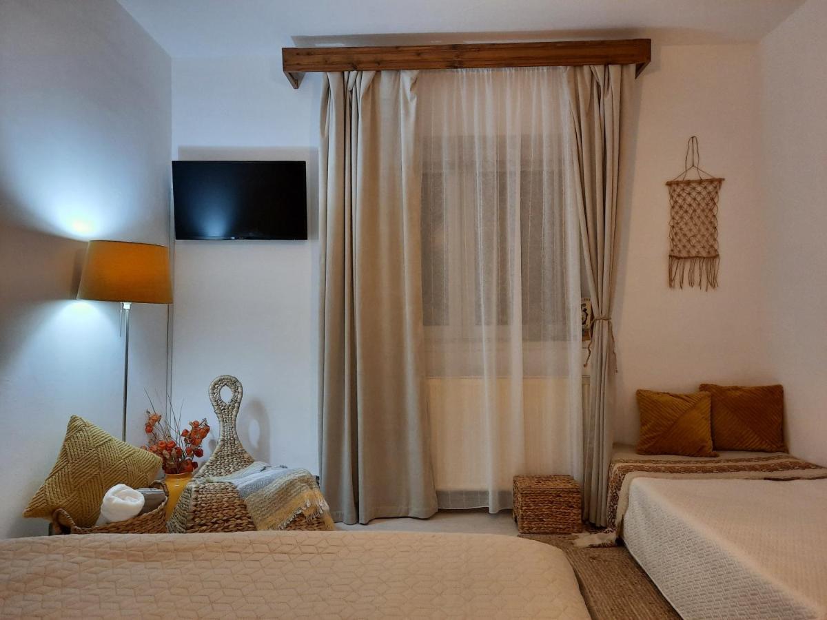 Cocooning In A Lovely Mountain Suite - Two Azuga Εξωτερικό φωτογραφία